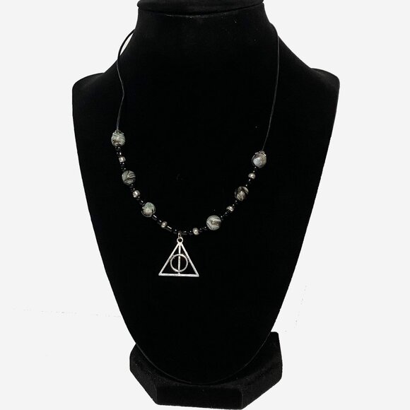 Deathly Hallows Necklace - Picture 1 of 6